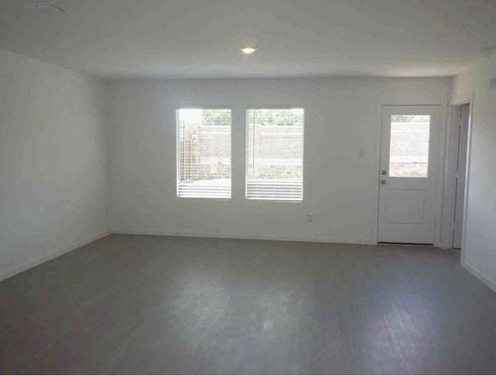 728 Dressage Ln - Photo 3 of 12