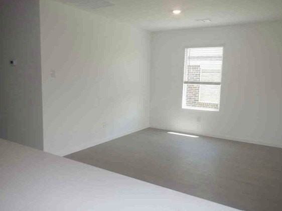 728 Dressage Ln - Photo 4 of 12