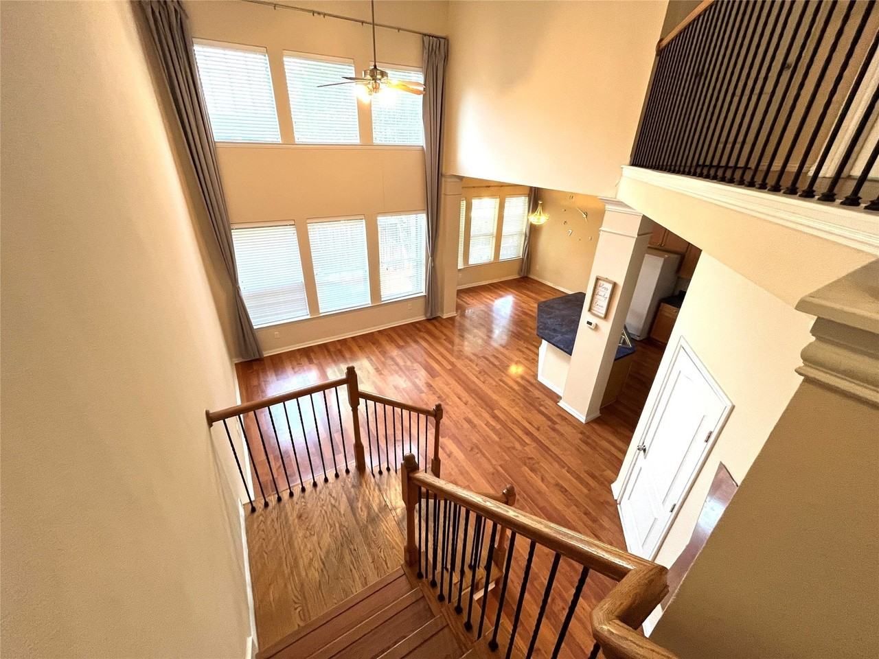 3721 Vienna St - Photo 2 of 26