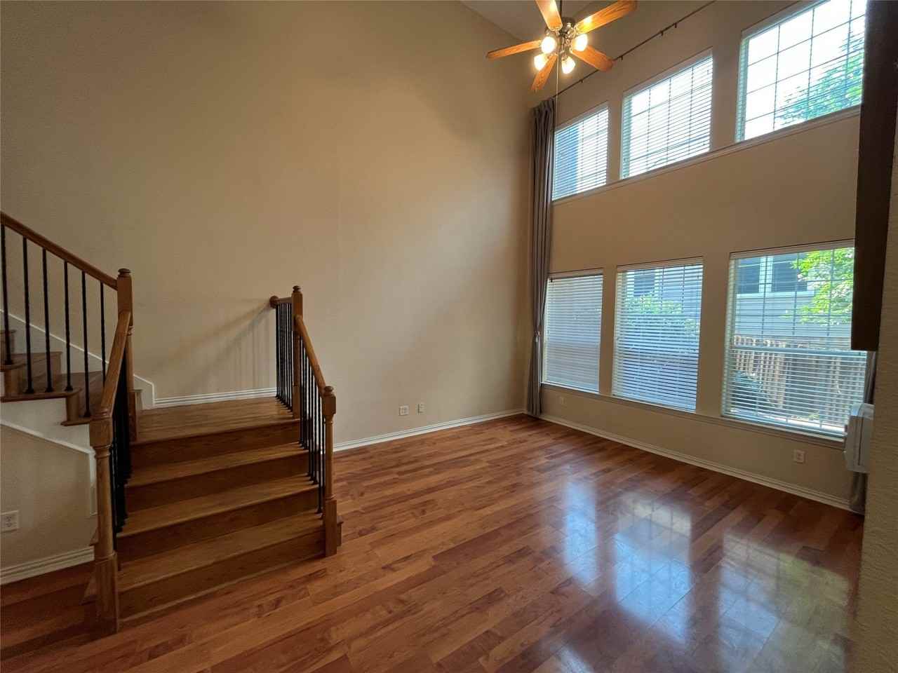 3721 Vienna St - Photo 3 of 26