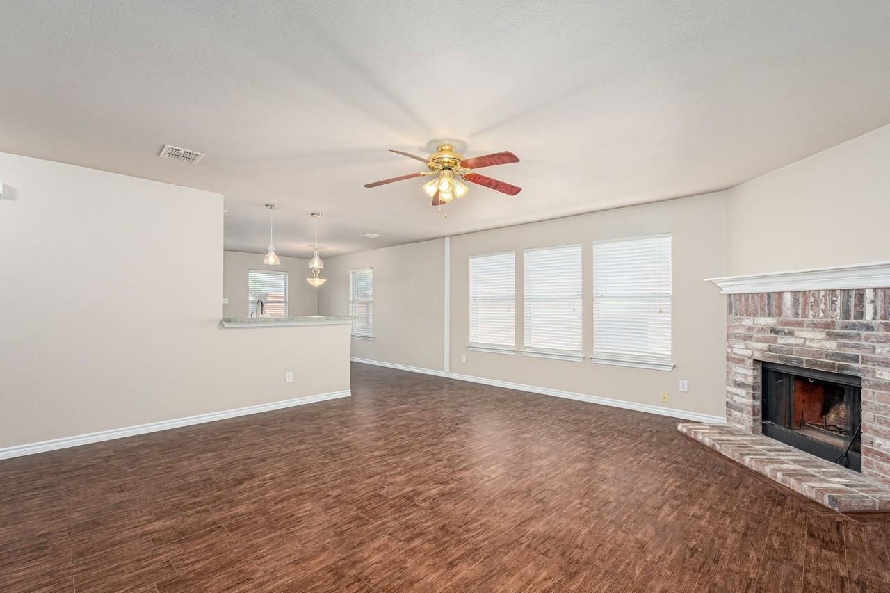 2503 Buckskin Dr - Photo 5 of 22