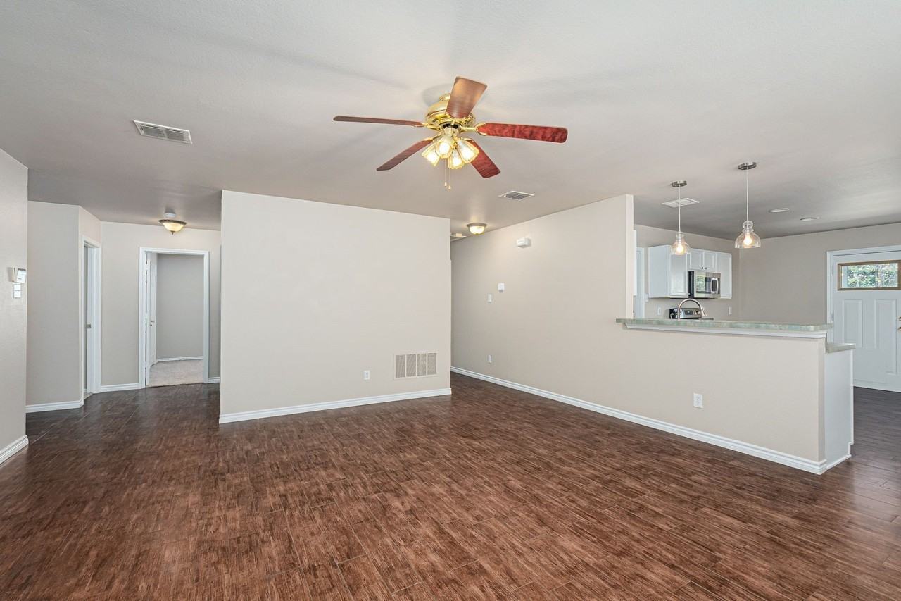 2503 Buckskin Dr - Photo 6 of 22