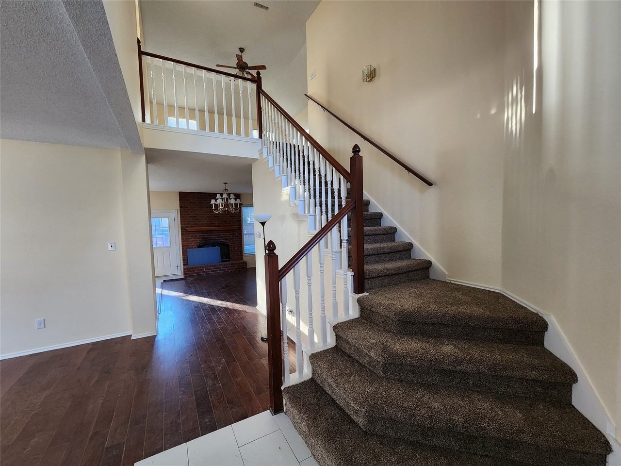 2413 Timber Ridge Ln - Photo 4 of 32