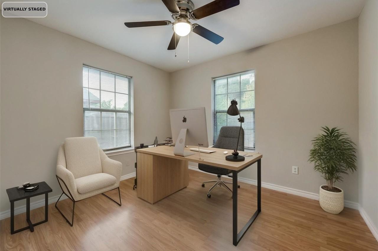609 Houston St - Photo 4 of 16