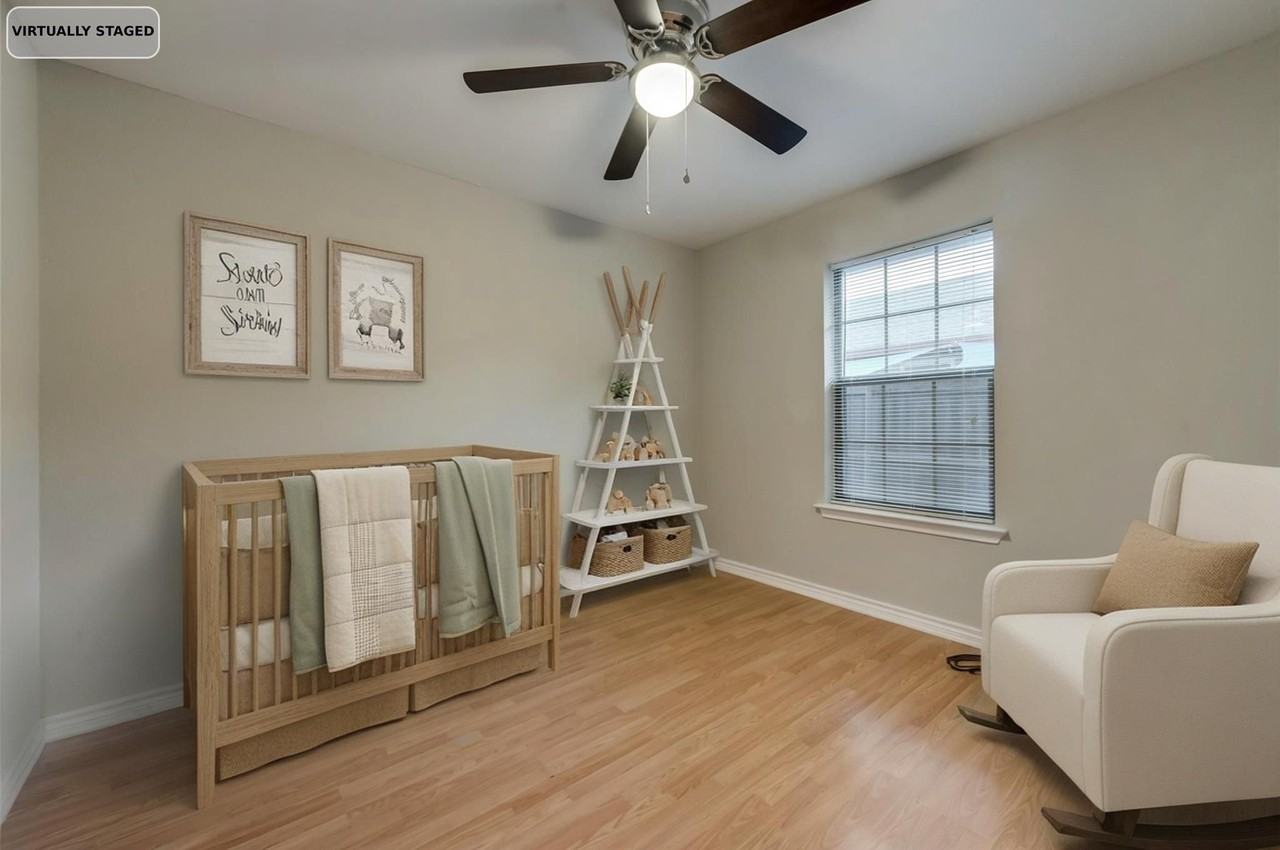 609 Houston St - Photo 5 of 16