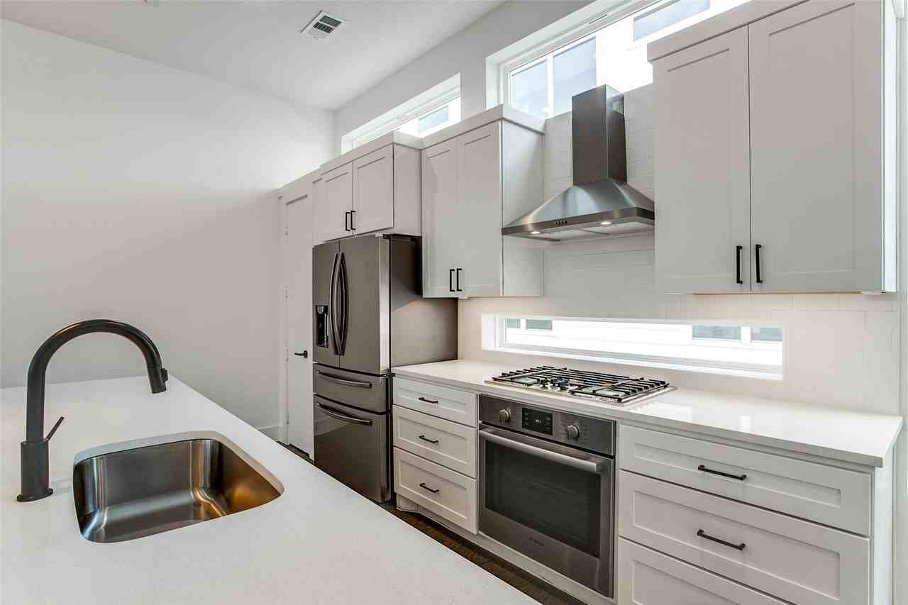 5714 Lindell Ave #103 - Photo 2 of 25
