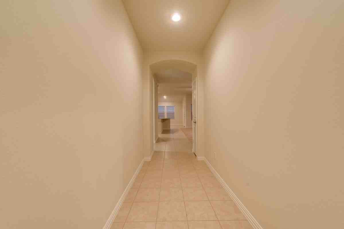 6812 Lighthouse Ln - Photo 4 of 27