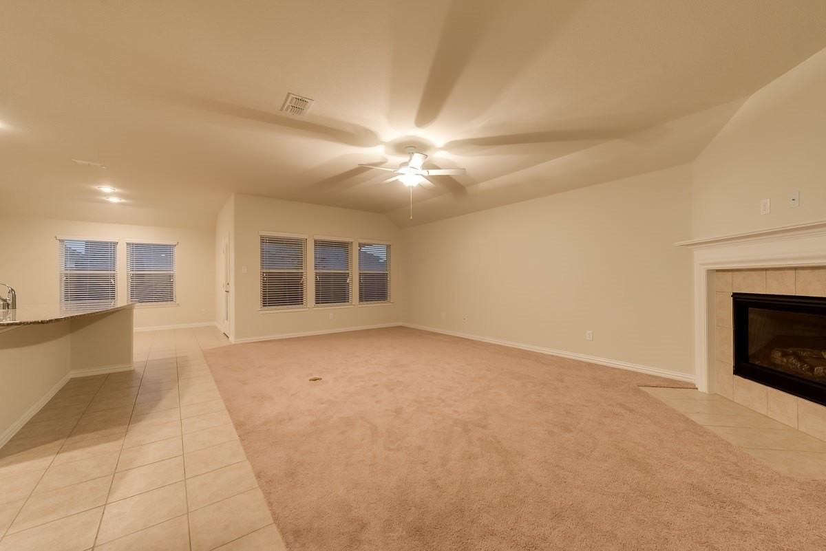 6812 Lighthouse Ln - Photo 5 of 27