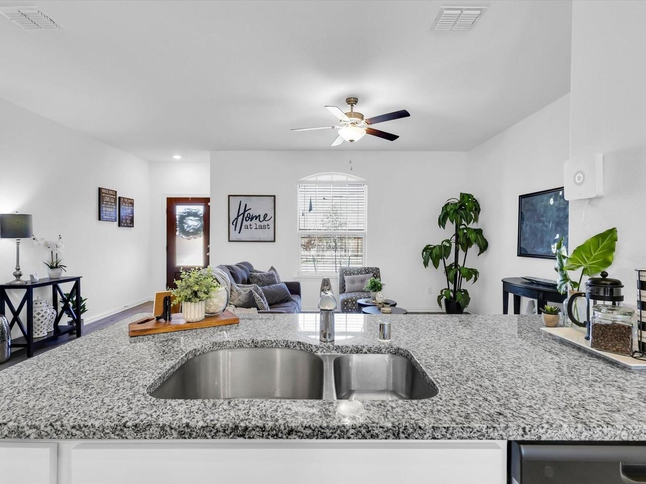 11616 Roaring Fork Trl - Photo 7 of 23