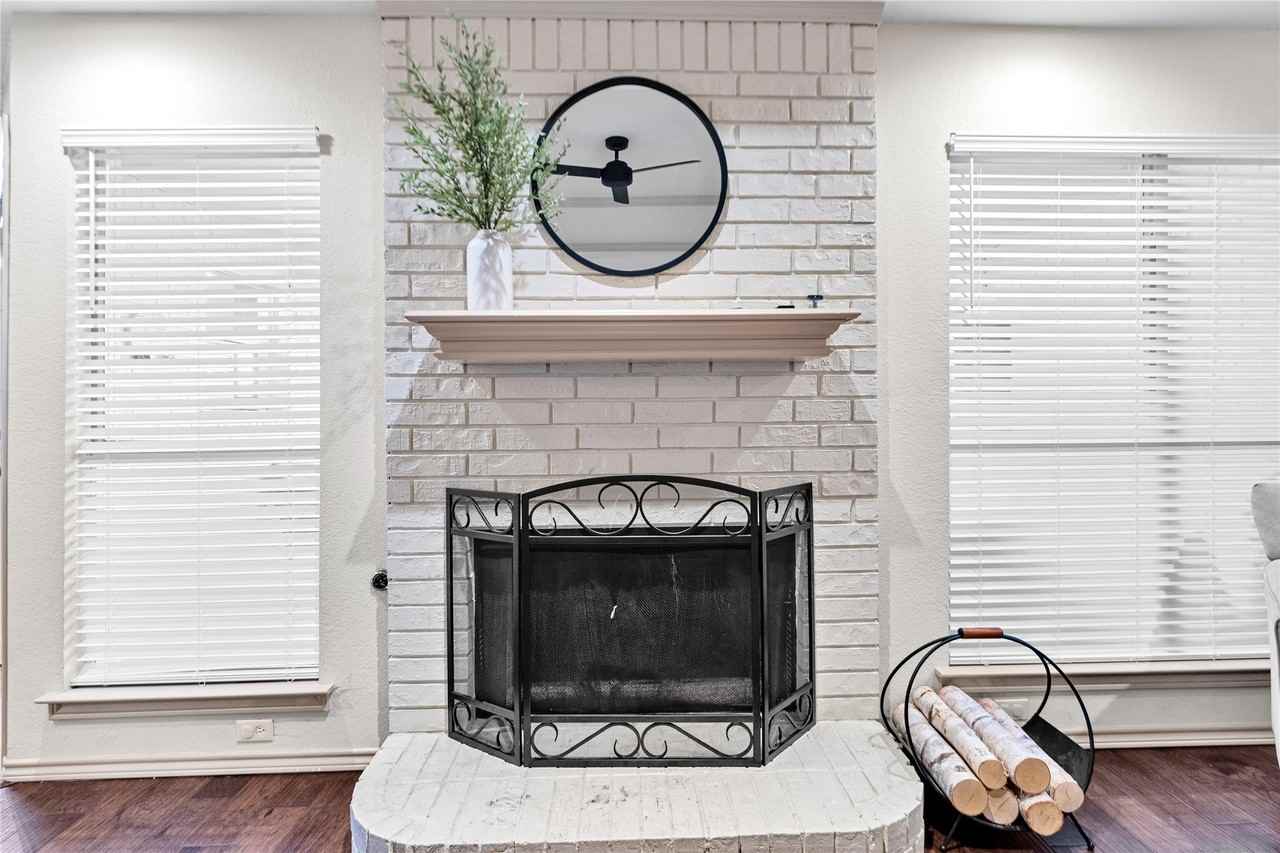 5202 Heatherdale Dr - Photo 6 of 35