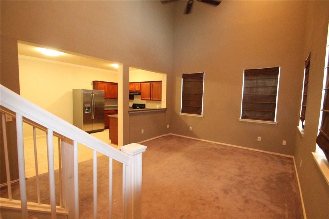 4800 Stone Gate Trl - Photo 2 of 18