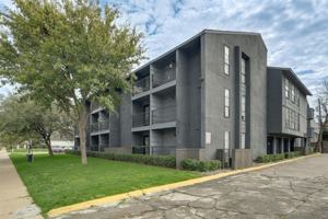 featured image of 2722 Throckmorton St #210