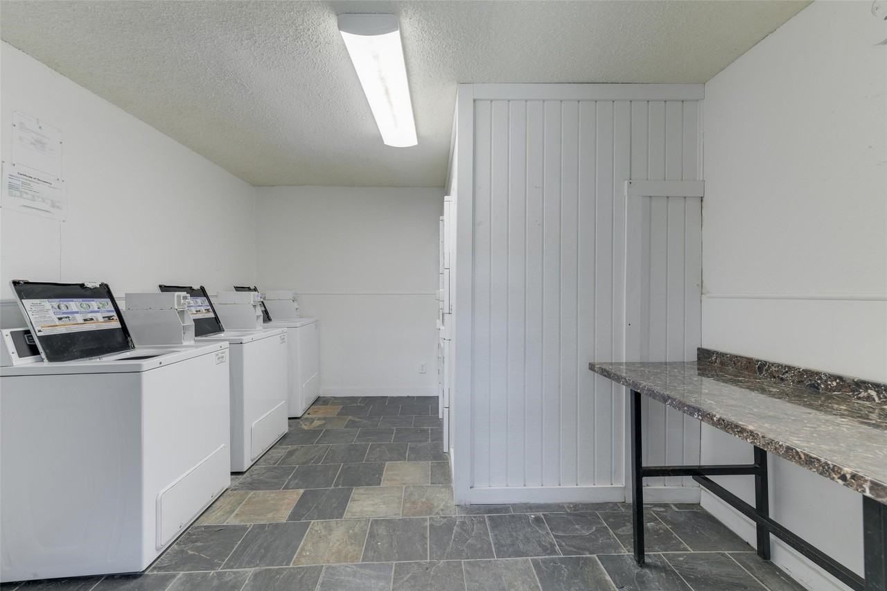 2722 Throckmorton St #210 - Photo 3 of 14