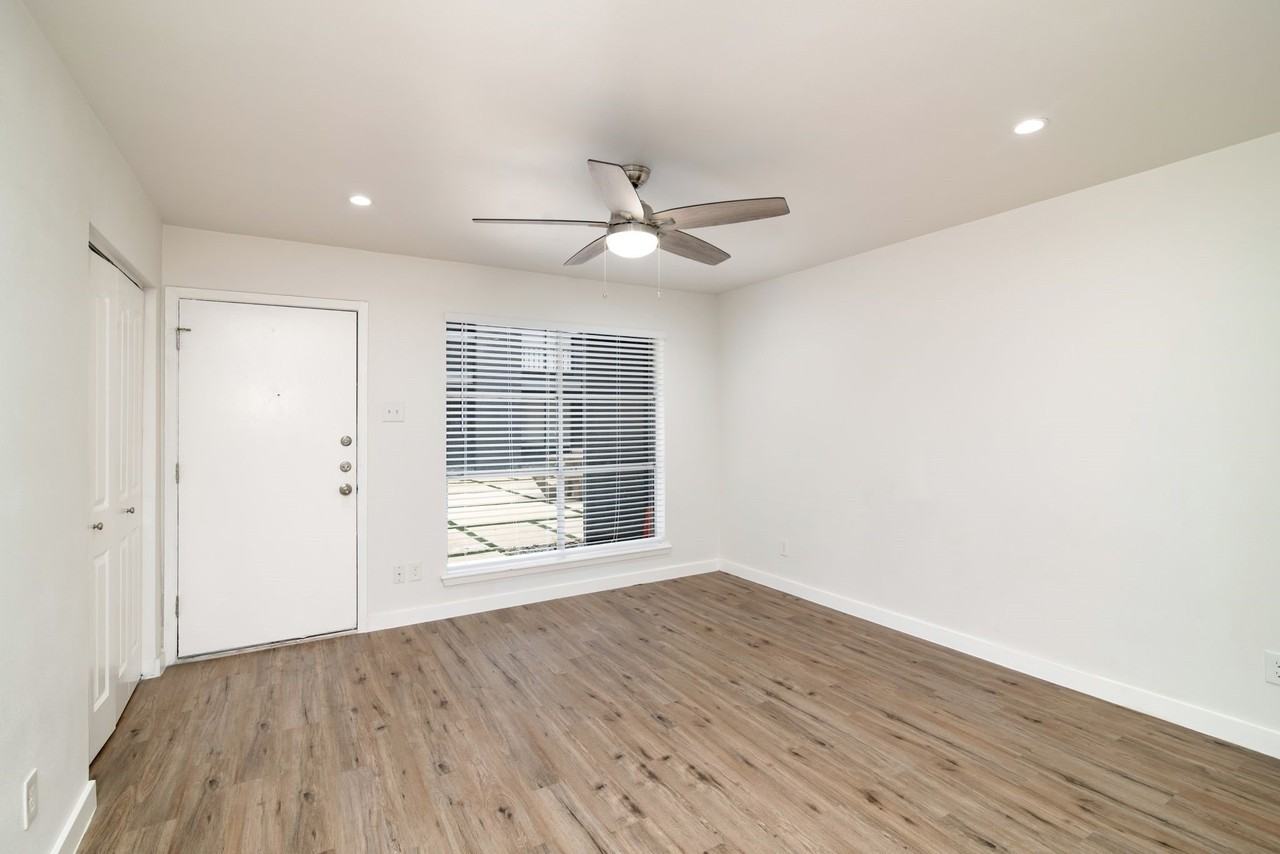 2722 Throckmorton St #210 - Photo 5 of 14