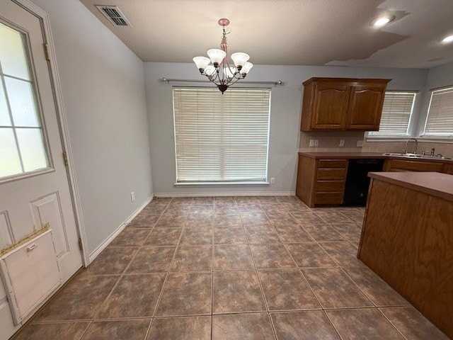 5409 Wagon Wheel Ave - Photo 5 of 21