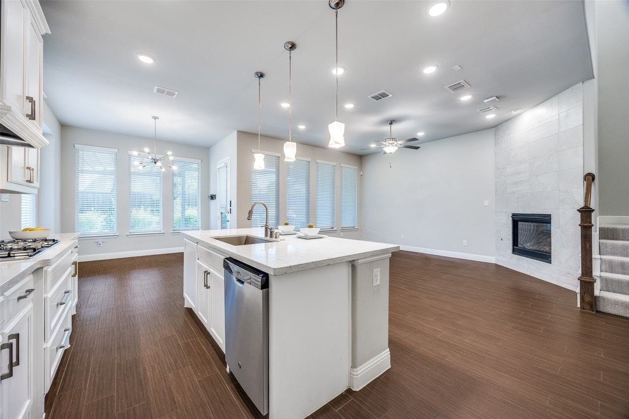8213 Centipede Ct - Photo 7 of 25