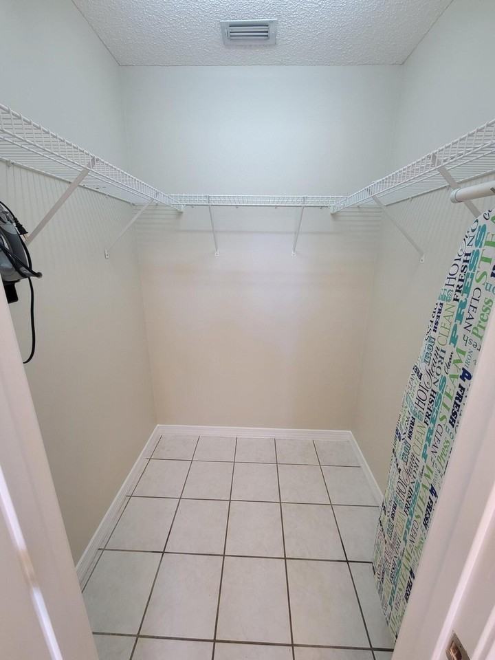 6592 Codell St - Photo 3 of 25