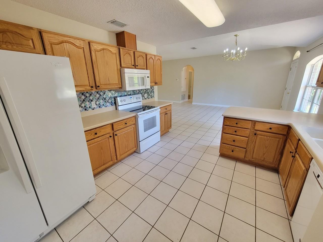 6592 Codell St - Photo 4 of 25