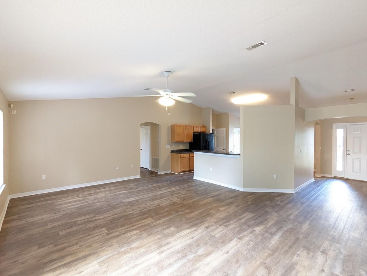 8237 Nevada St - Photo 4 of 21