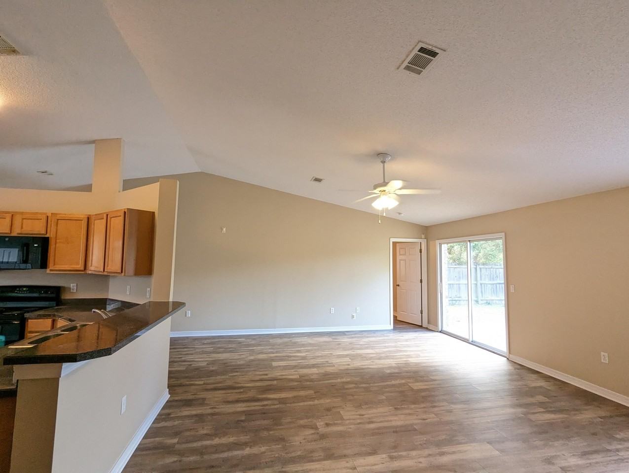 8237 Nevada St - Photo 5 of 21
