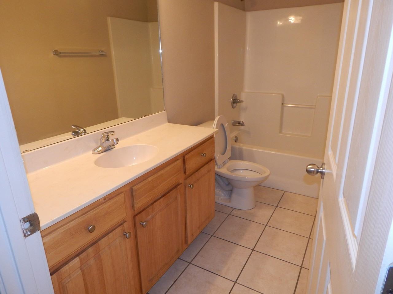 7465 Harvest Village Ct - Photo 7 of 12