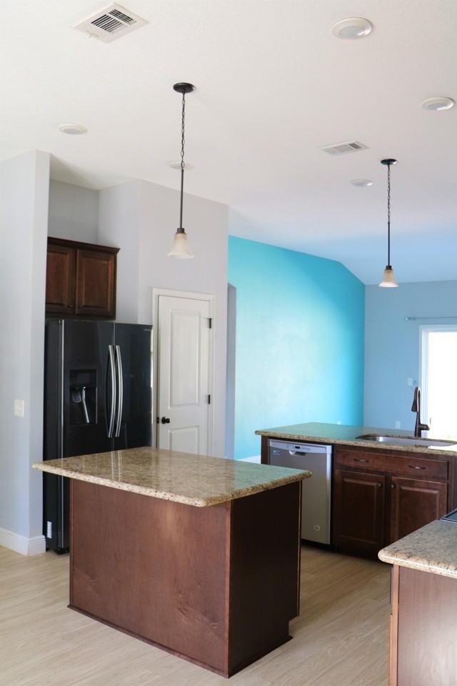 8308 Miranda St - Photo 3 of 22