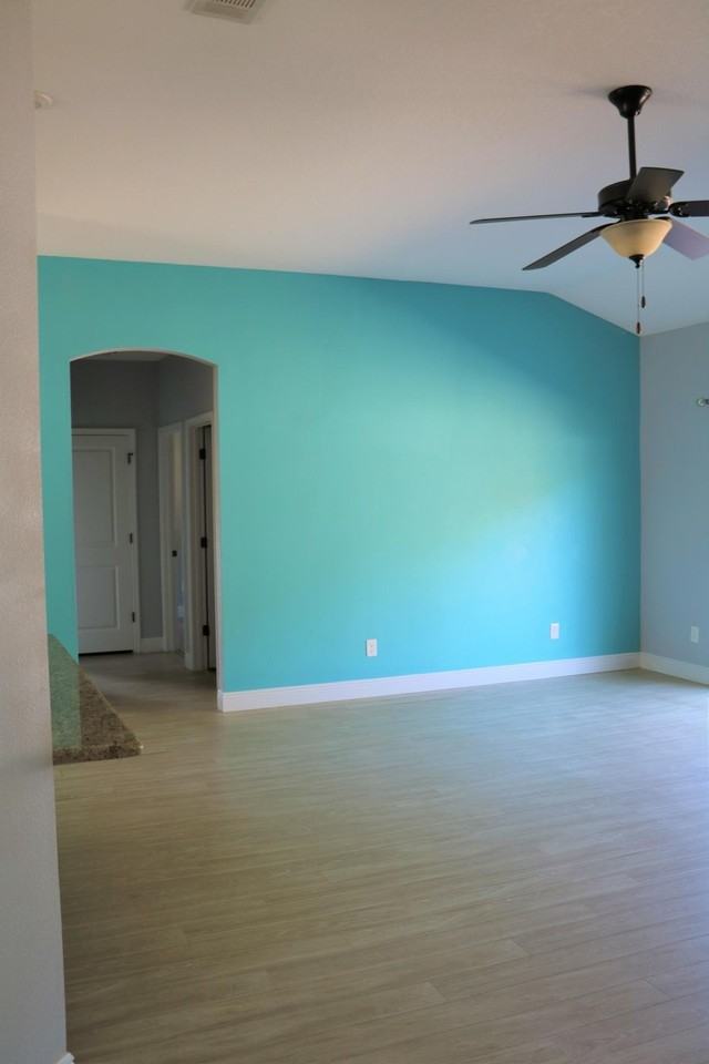 8308 Miranda St - Photo 7 of 22
