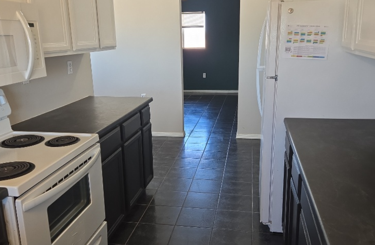 3637 N Papoose Rd - Photo 6 of 17
