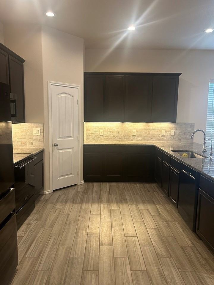1023 E 90th Ct - Photo 3 of 15