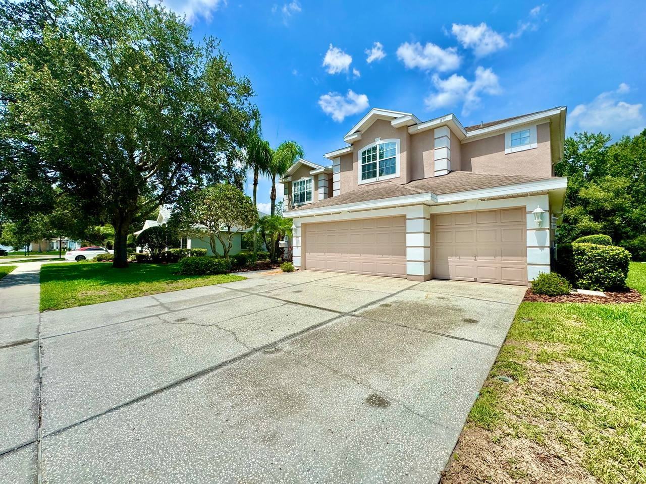 18711 Chaville Rd - Photo 2 of 50