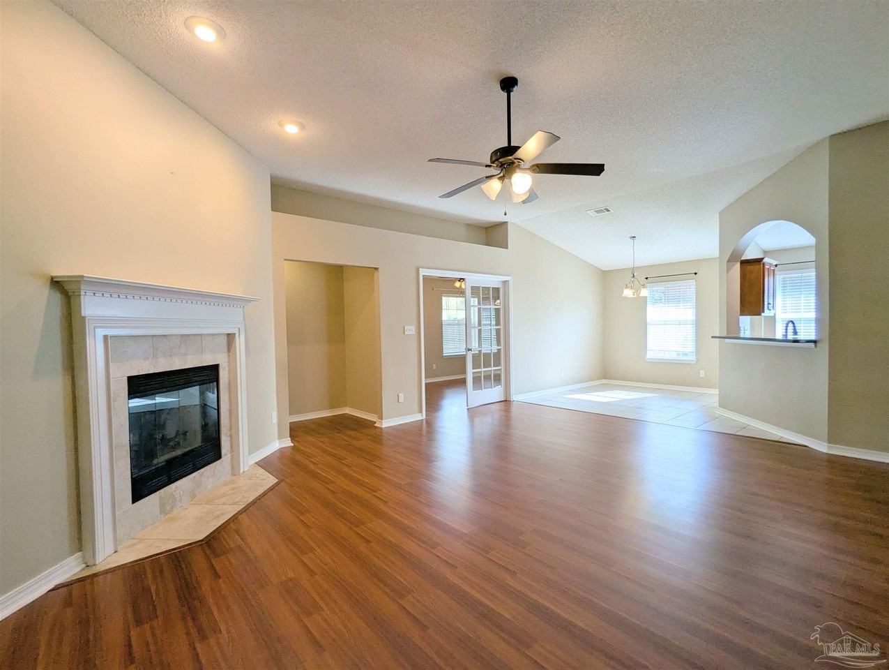 5963 Ashton Woods Cir - Photo 5 of 32