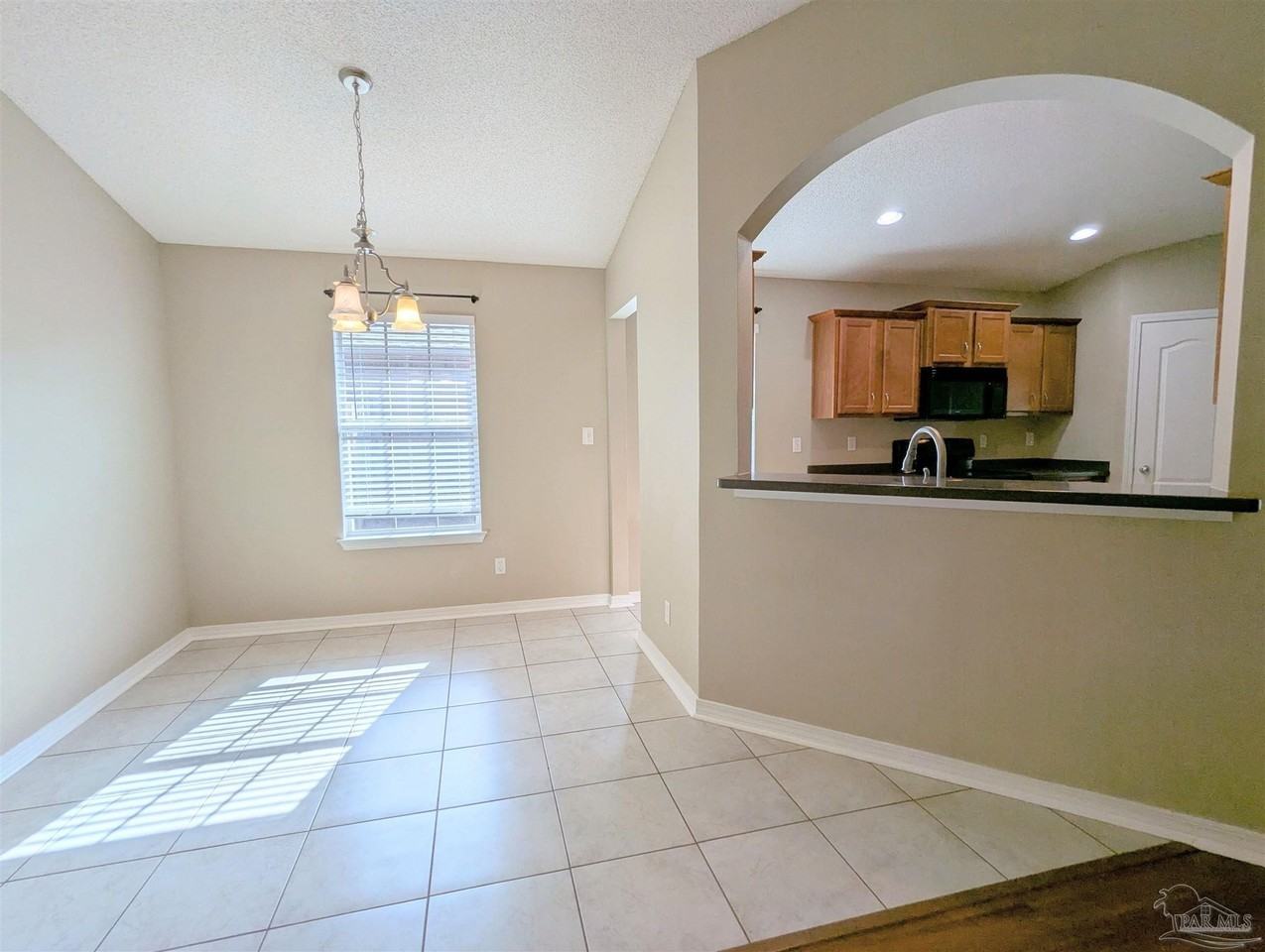 5963 Ashton Woods Cir - Photo 6 of 32