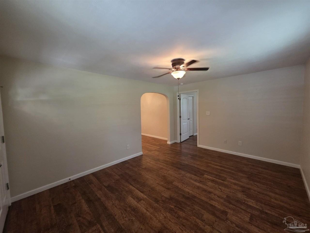 5142 Regalo Dr - Photo 3 of 22