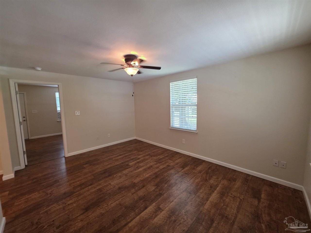 5142 Regalo Dr - Photo 4 of 22