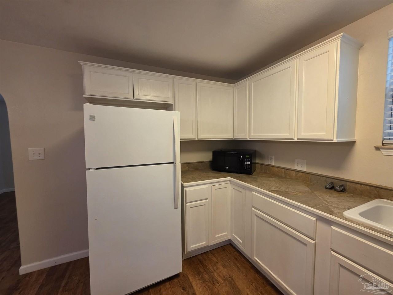 5142 Regalo Dr - Photo 6 of 22
