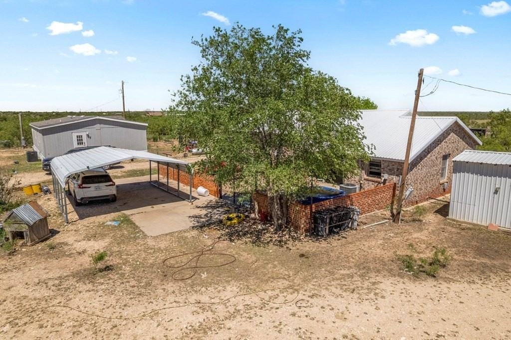 300 Reed Rd - Photo 4 of 20