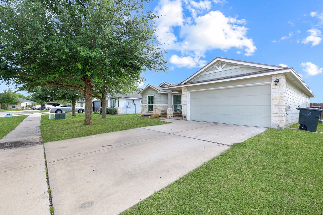 5405 Rimes Ct - Photo 2 of 22