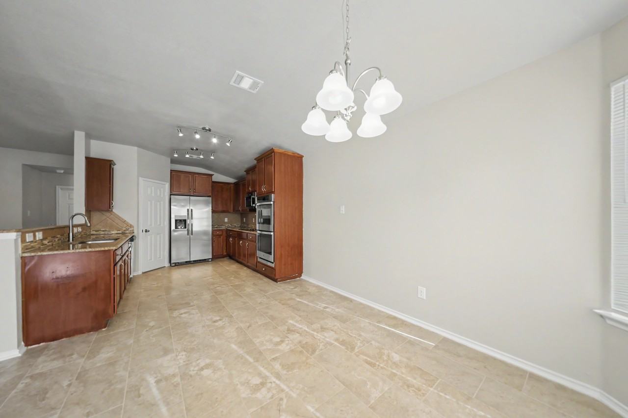 5405 Rimes Ct - Photo 7 of 22