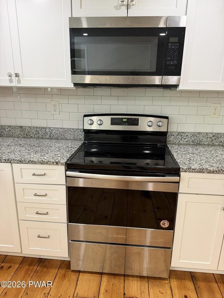 1223 East St - Photo 7 of 20
