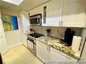 815 Nw Flagler Ave #204 - Photo 6 of 31
