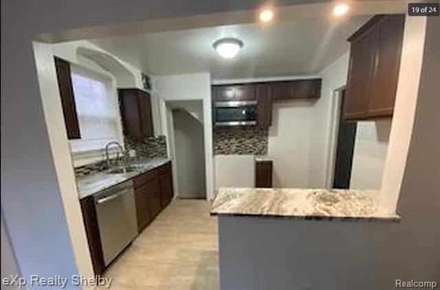 3865 Grayton St - Photo 5 of 10