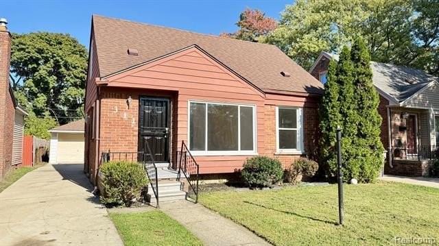311 Amherst St - Photo 2 of 23