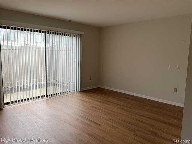 50431 Bay Run S - Photo 5 of 19