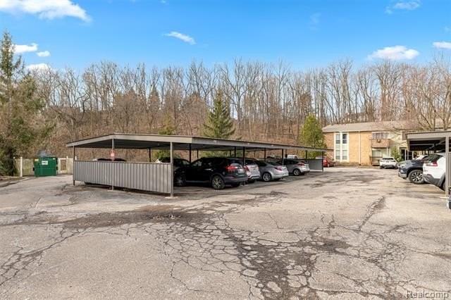 705 Randolph St - Photo 3 of 33