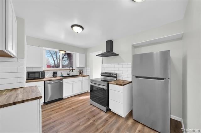 8550 W Outer Dr - Photo 6 of 26