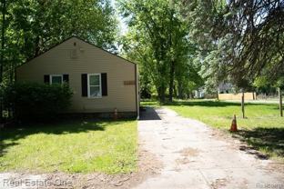 22675 Santa Maria St - Photo 1 of 1