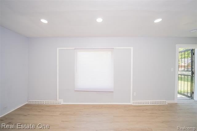 22675 Santa Maria St - Photo 6 of 38