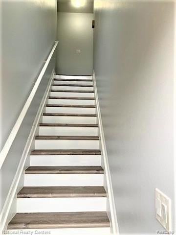 33853 Pondview Cir #23 - Photo 2 of 14