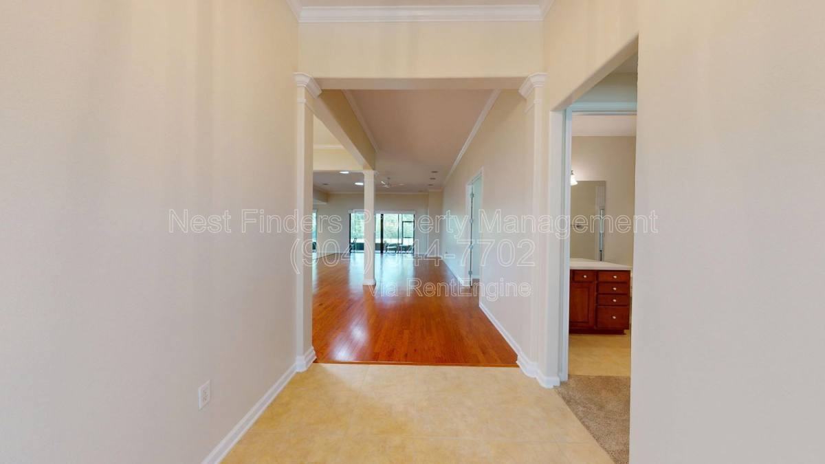 453 River Run Blvd - Photo 2 of 10