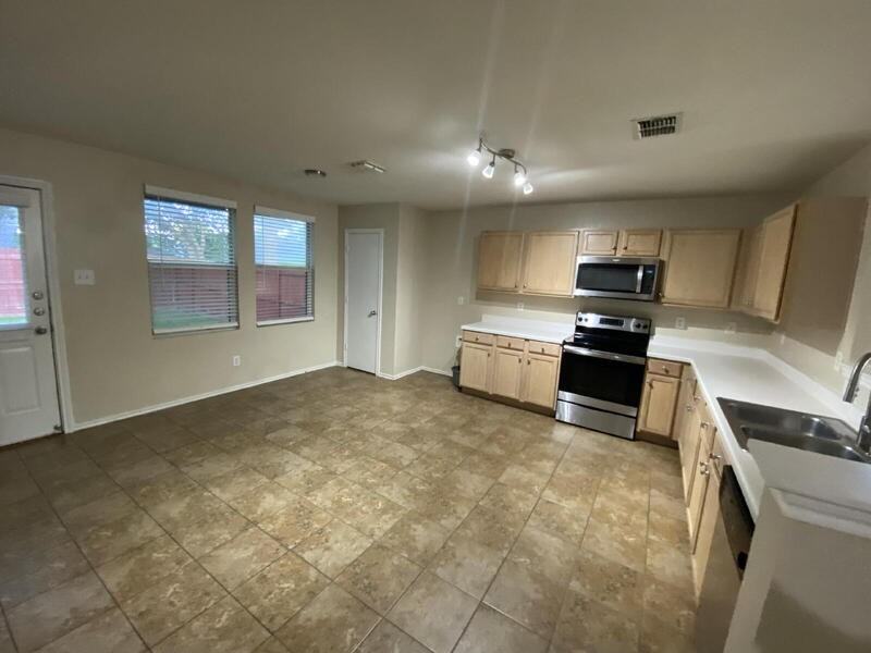 12862 Vassar Dr - Photo 3 of 10